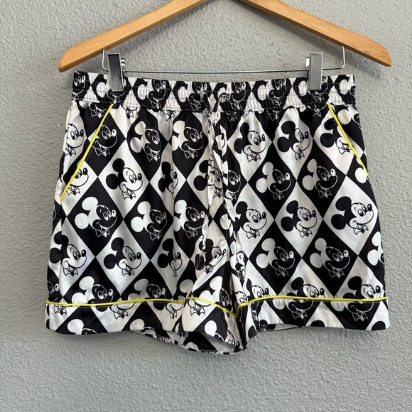 Mickey Mouse Black and White Women's Shorts - Picture 1 of 3
